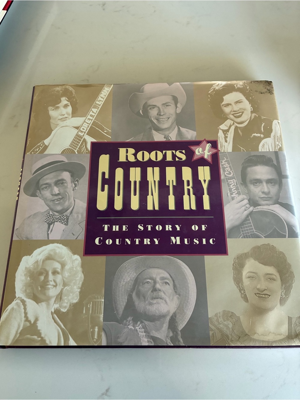 Roots of Country - The Story of Country Music (Purple Cover)